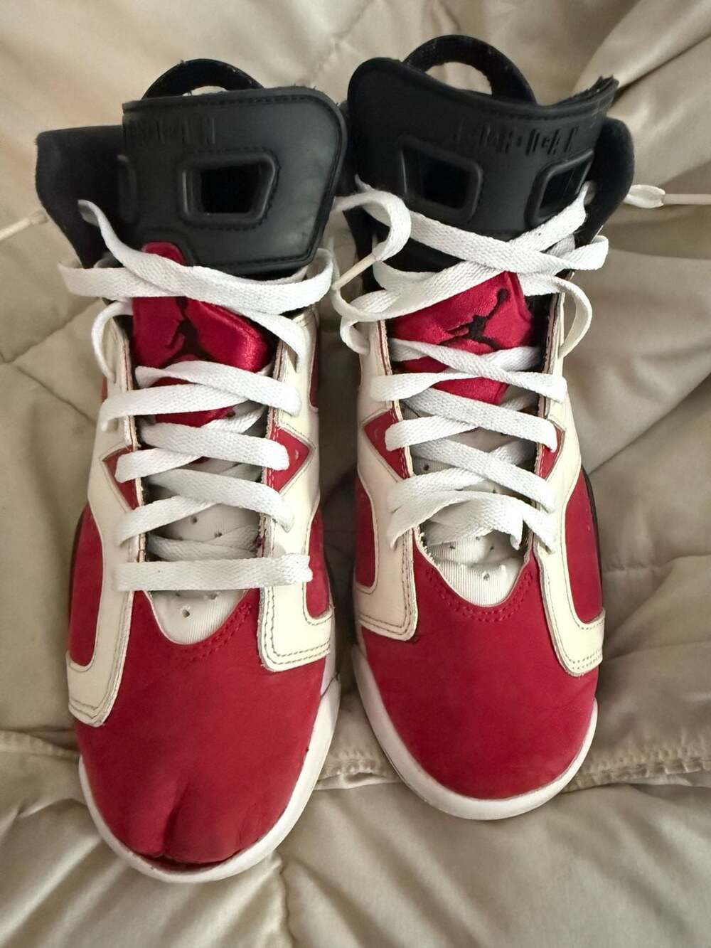 Air Jordan 6 Retro Carmine Size 7Y Sneakers